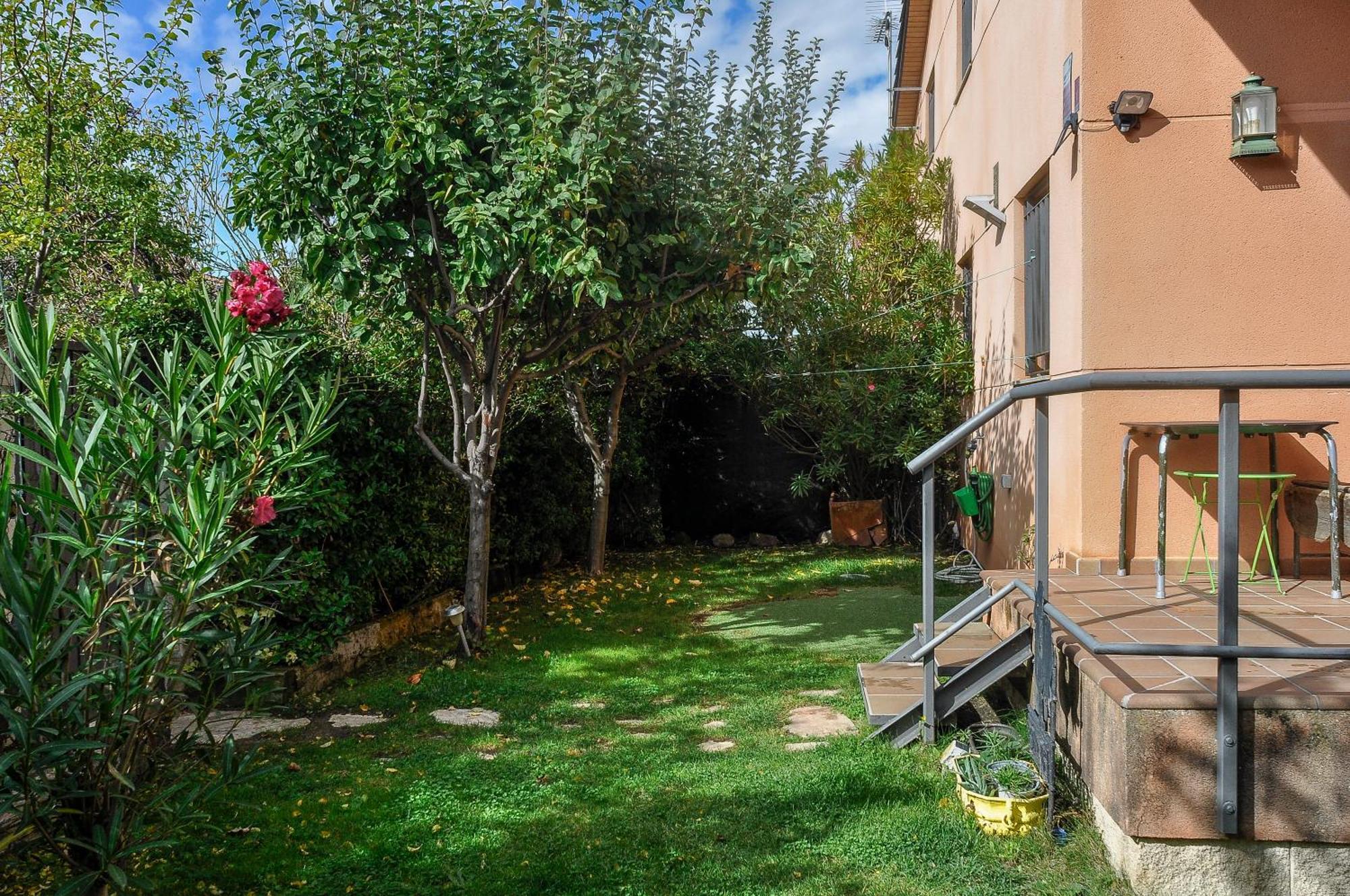 Acogedora Casa Con Verde Jardin By Cabana Rentals Ituero y Lama Esterno foto